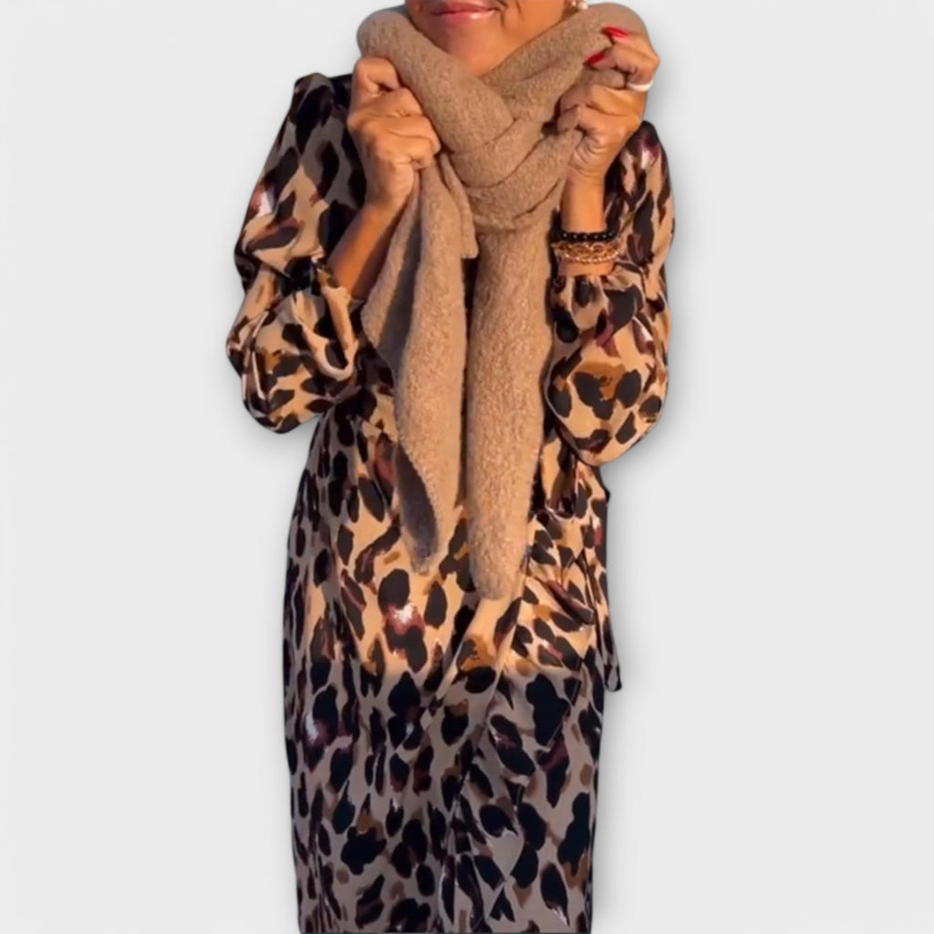 Emília - Vestido casual com estampado de leopardo