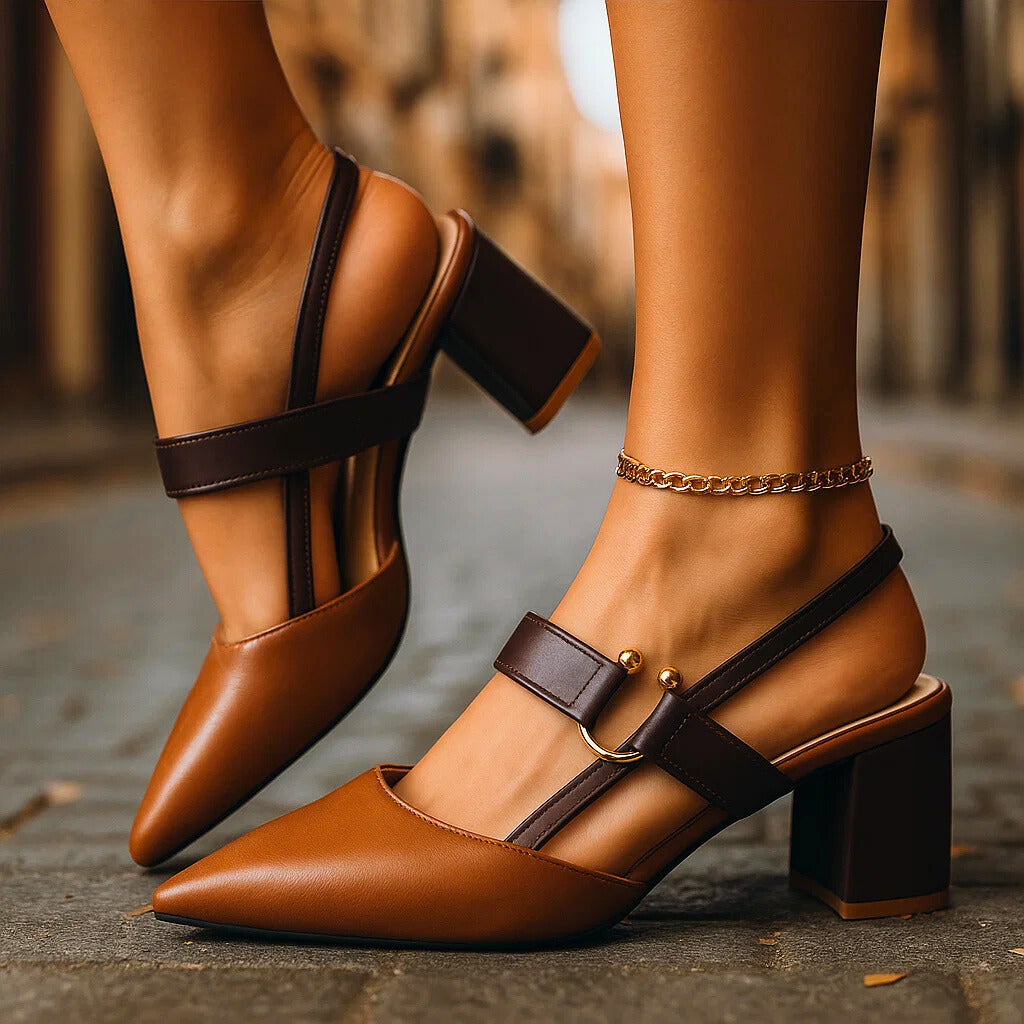 Fernanda – Sapatos Elegantes de Salto com Detalhe Dourado