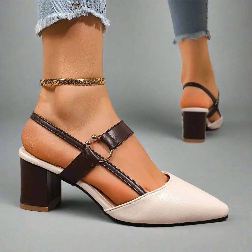 Fernanda – Sapatos Elegantes de Salto com Detalhe Dourado