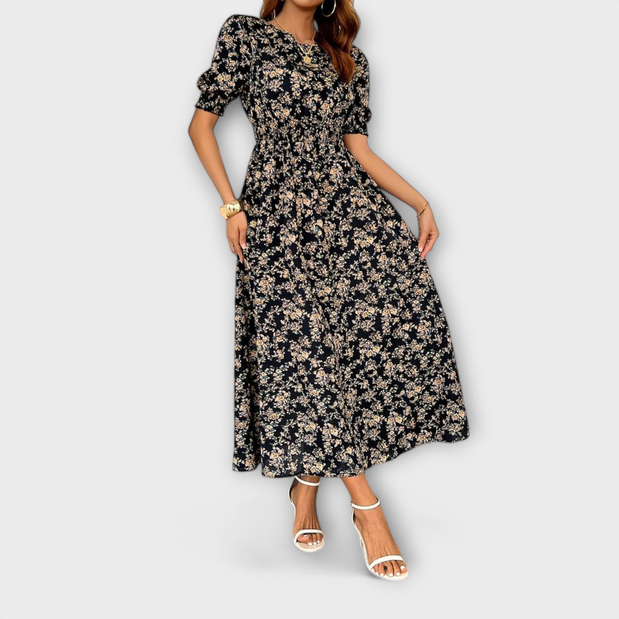 Amelia – Vestido com Decote Redondo e Padrão Floral