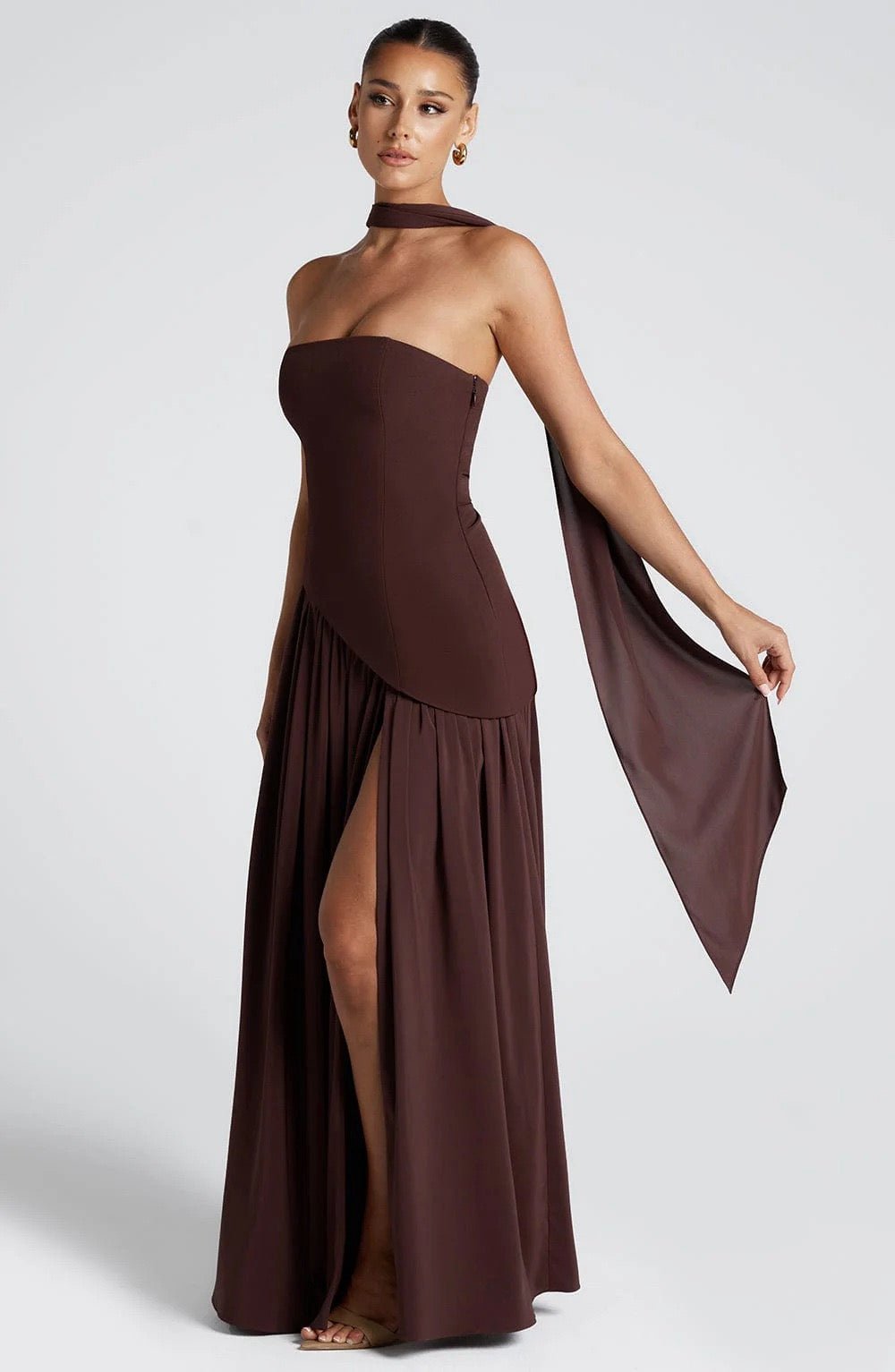 Beatriz™ | Vestido Longo com Corte Sofisticado