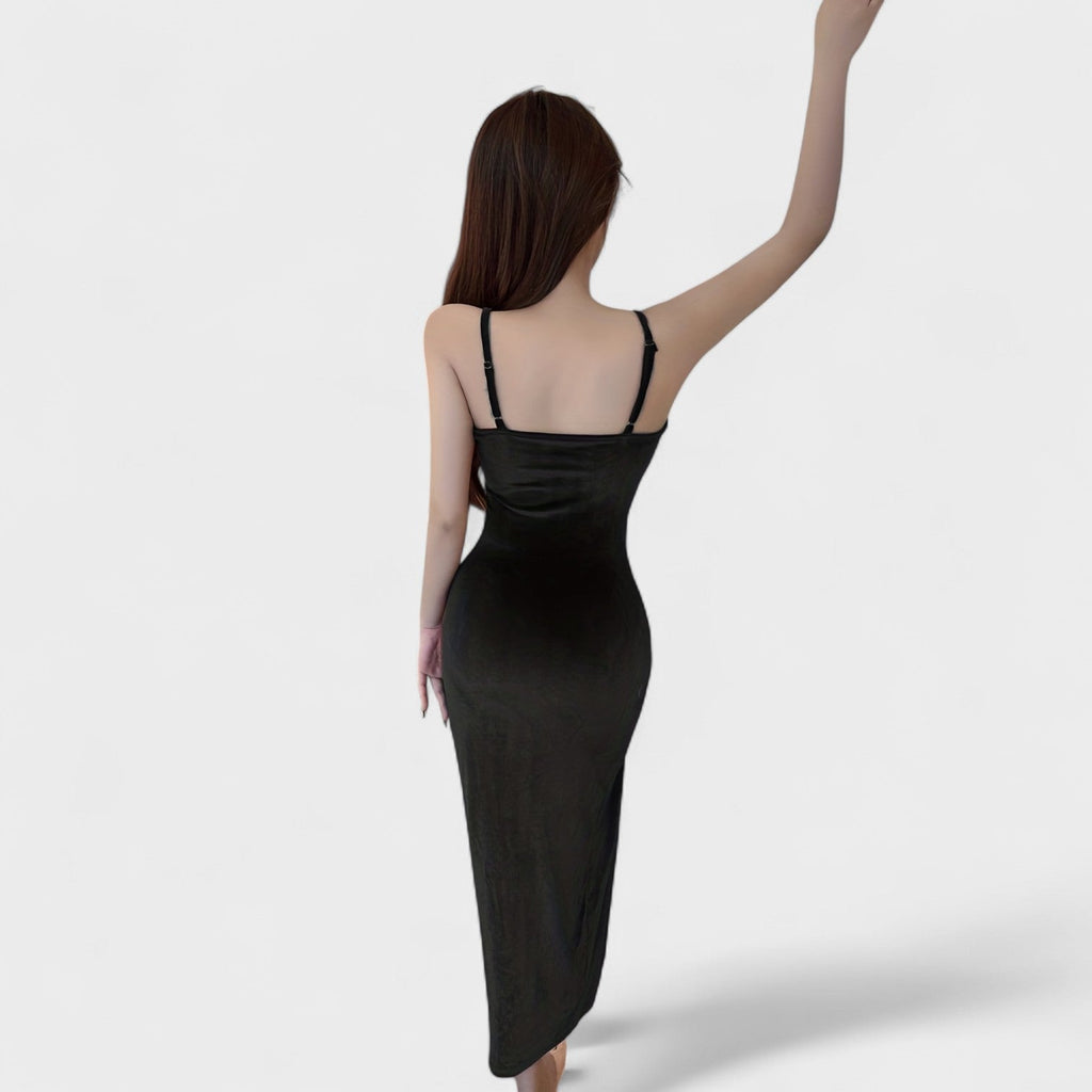 Gabriela - Vestido de veludo com fenda lateral